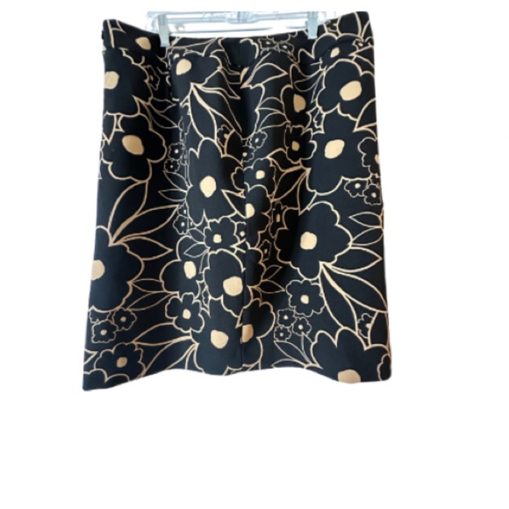 None West- Pencil Skirt